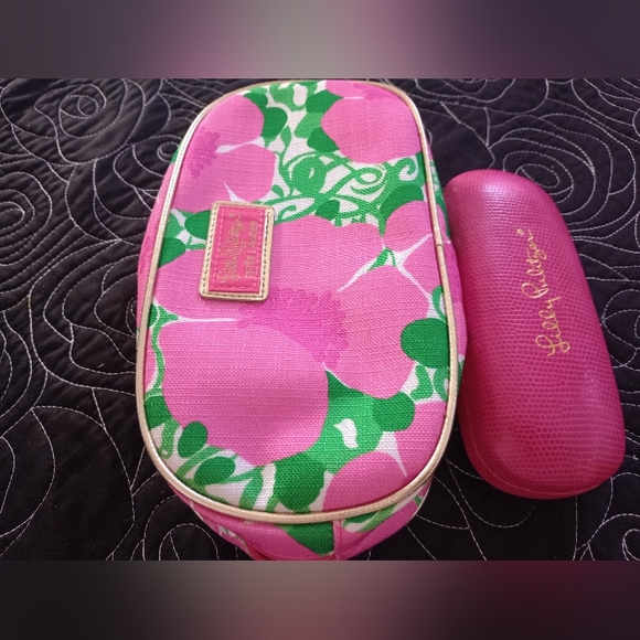 Lilly Pulitzer Pink Floral Cosmetics Bag and Pink Lily Pulitzer Eye Wear Case - Picture 3 of 15